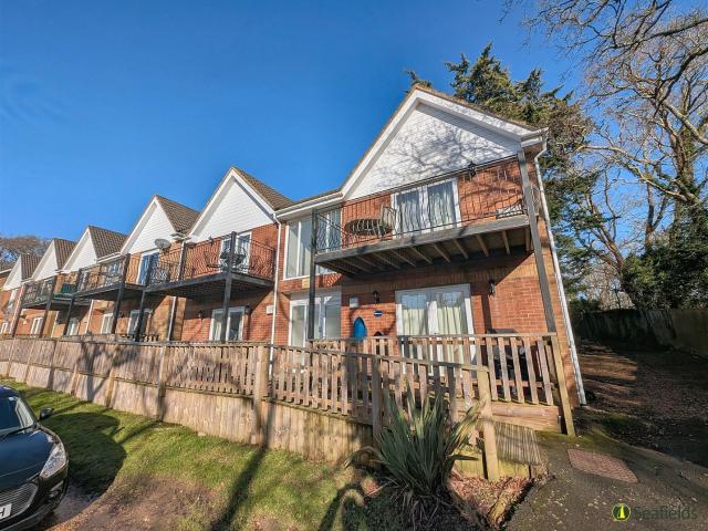 apartment for rent in Creek Gardens, Wootton Bridge, PO33 4JX