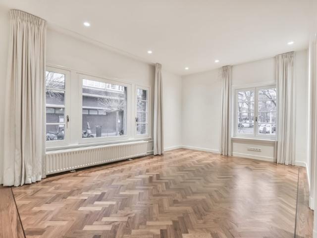 Apartment for rent in Amsterdam, Zuid, Netherlands