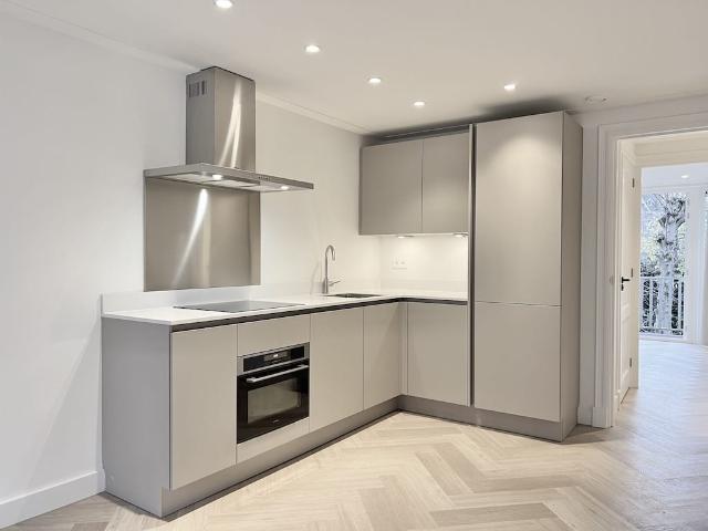 Apartment for rent in Amsterdam, Zuid, Netherlands