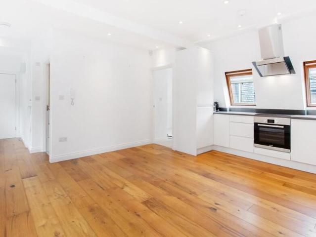 apartment for rent in Anerley Road, SE20 8ER