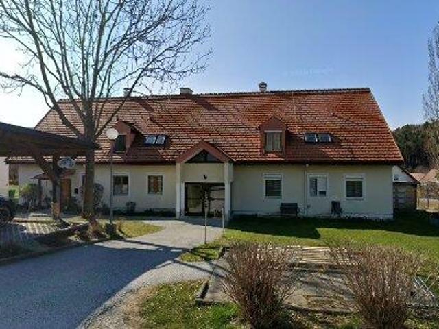 Apartment for rent in Anger