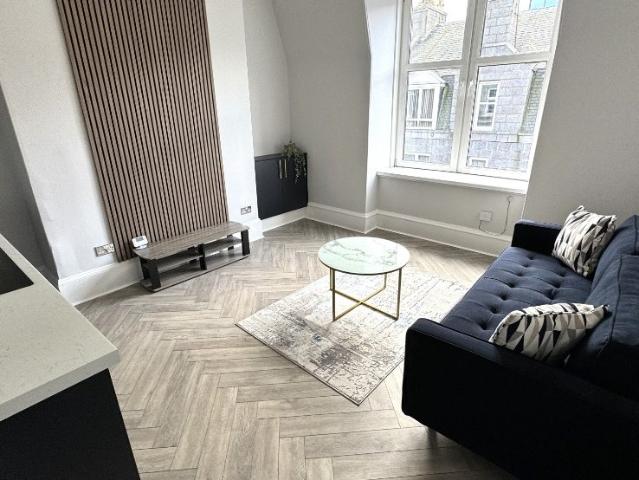 apartment for rent in Aberdeen, City Centre, AB11 6XT