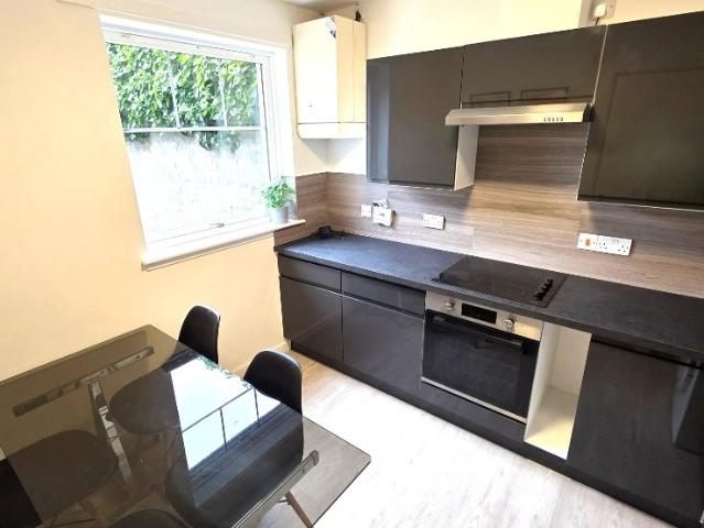 apartment for rent in Aberdeen, City Centre, AB25 1LT