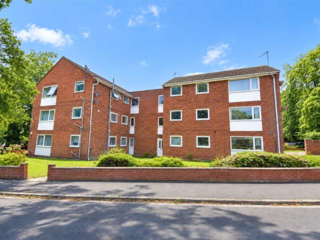 apartment for rent in Alton Road, Prenton, Wirral, CH43 1XN
