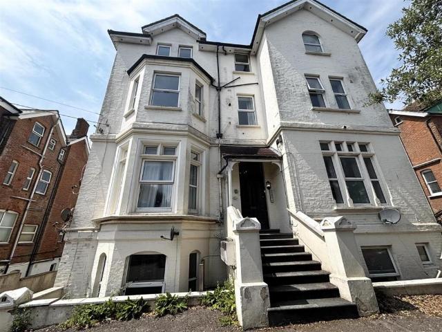 apartment for rent in Albany Road, TN38 0LP