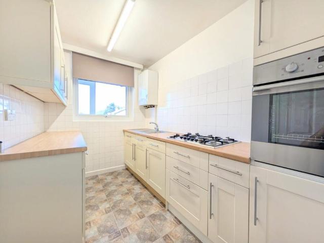 apartment for rent in Albert Road, PR9 0HE
