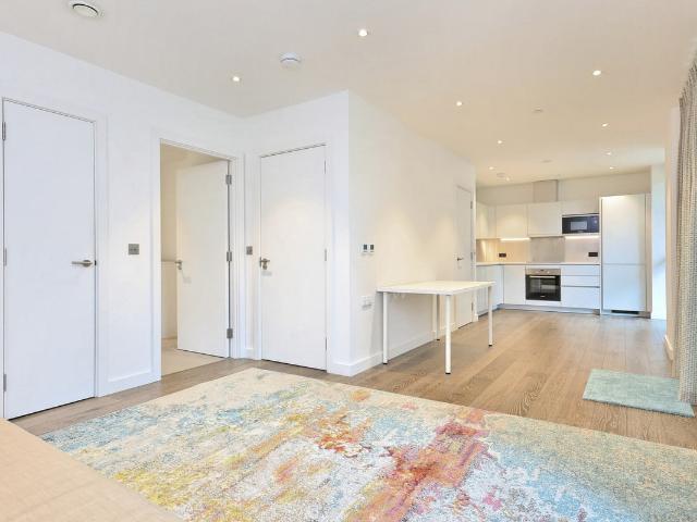 apartment for rent in Albert Road, Queen’s Park, NW6