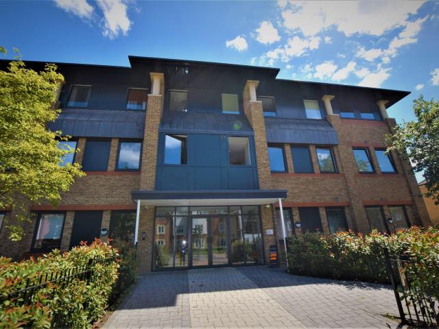 apartment for rent in Aldenham Road, Bushey, Bushey