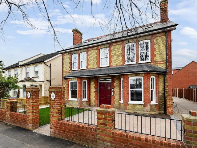apartment for rent in Alexandra Road, Farnborough, Farnborough, GU14
