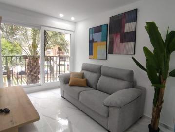APARTMENT FOR RENT IN ALICANTE MID SEASON