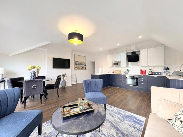 apartment for rent in Allerton Road, Mossley Hill, Liverpool, L18 1LW