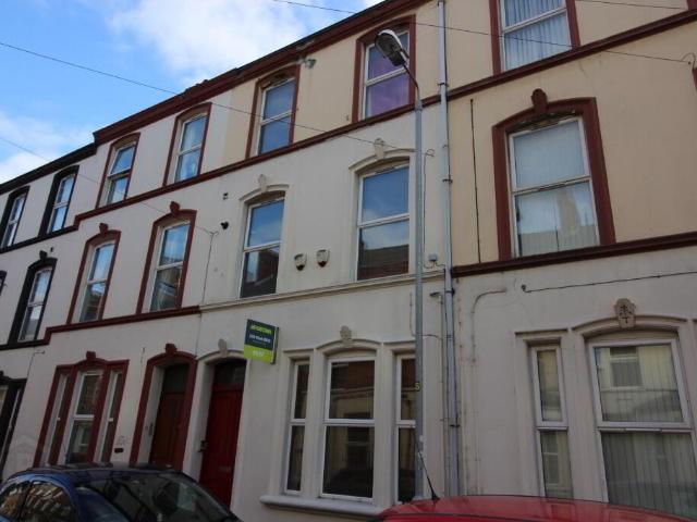 apartment for rent in Apt 2, 10 Dunluce Avenue, Belfast, BT9 7AY