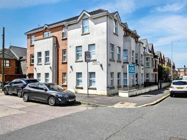 apartment for rent in Apt 6, 1 Woodcot Avenue, Belfast, BT5 5HQ