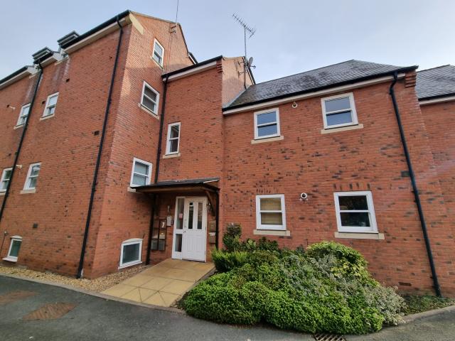 apartment for rent in Apartment 6 Avoncroft Court 29 Avenue Road Leamington Spa CV31 3PG UK
