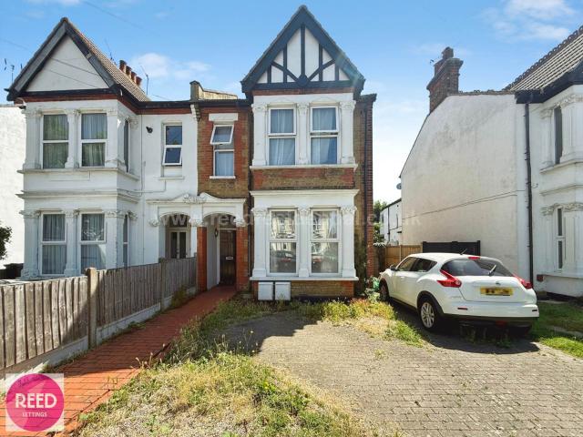 apartment for rent in Argyl Road, Westcliff On Sea