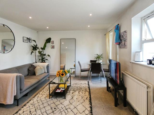 apartment for rent in Ascalon Street, London, London