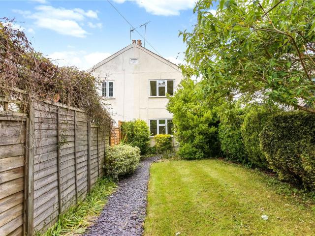 apartment for rent in Ascot Berkshire SL5 8PY Nursery Lane