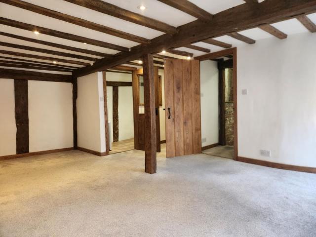 apartment for rent in Ashford