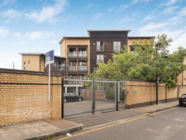 apartment for rent in Ashton Street