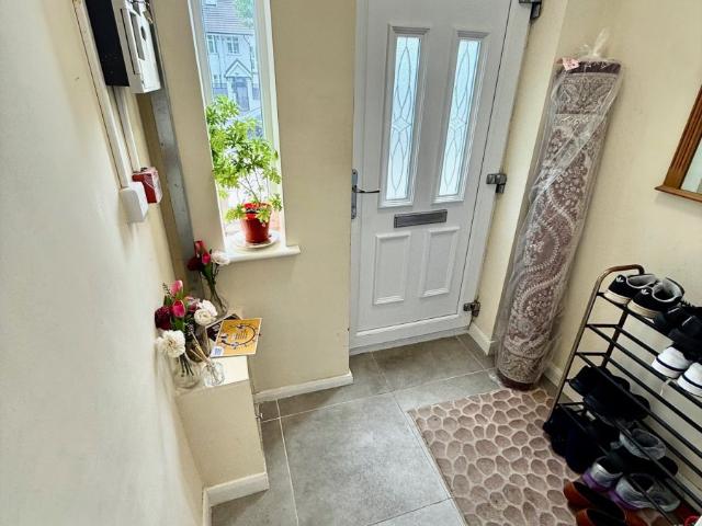 Apartment for rent in Avenue Road, N14 4DA