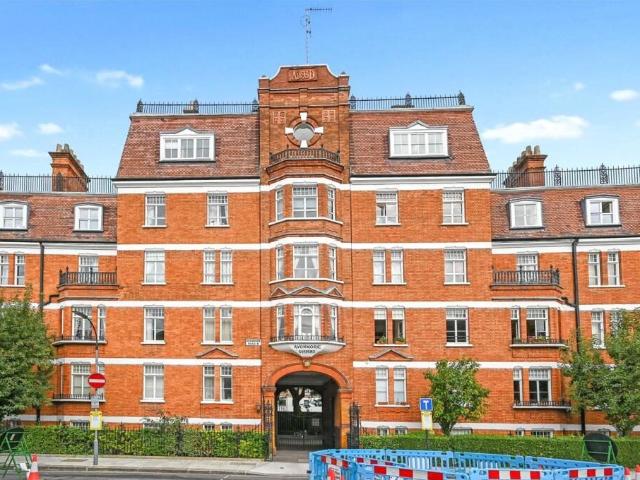 apartment for rent in Avonmore Road, W14 8RU