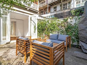 apartment for rent in Bosboom Toussaintstraat 3 H 1054AL Amsterdam Helmersbuurt Oost Amsterdam