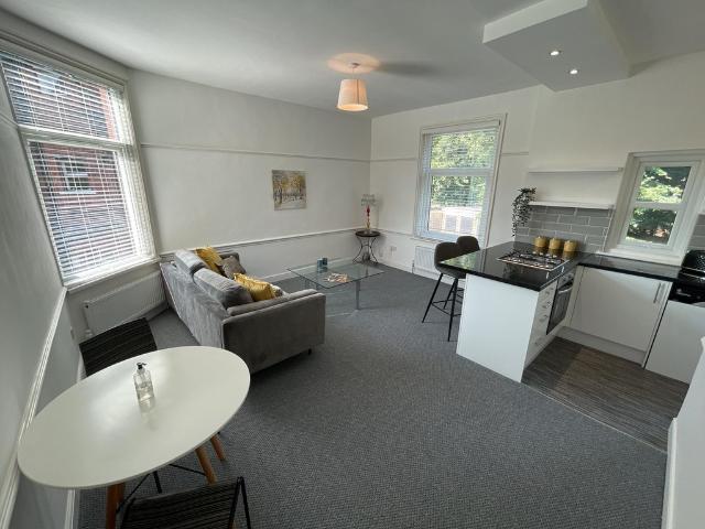 apartment for rent in Ballbrook Avenue, Didsbury, M20