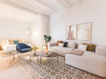 Modern studio apartment in the heart of Barcelona