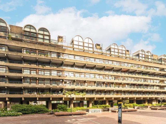 apartment for rent in Barbican, London, EC2Y 8DL
