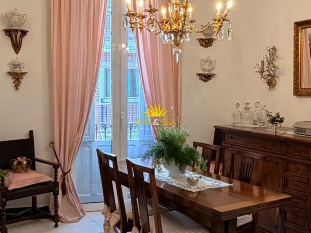 Apartment for rent in Barrio del Centro, Alicante / Alacant city, Alicante