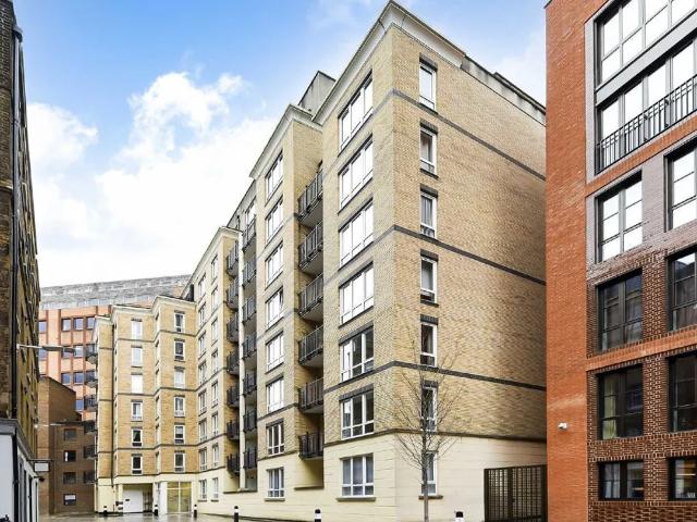 apartment for rent in Bartholomew Close, London, EC1A 7ES