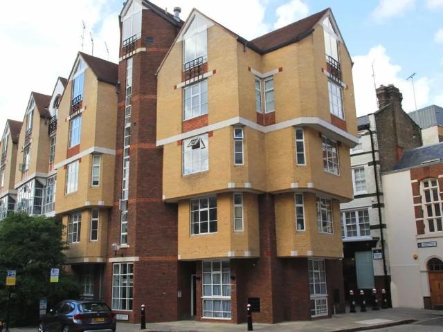 apartment for rent in Bartholomew Close, London, EC1A 7JN