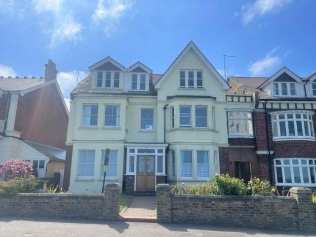apartment for rent in Beacon Hill, Herne Bay