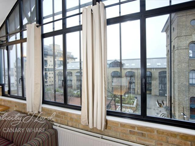 apartment for rent in Beacon House, E14