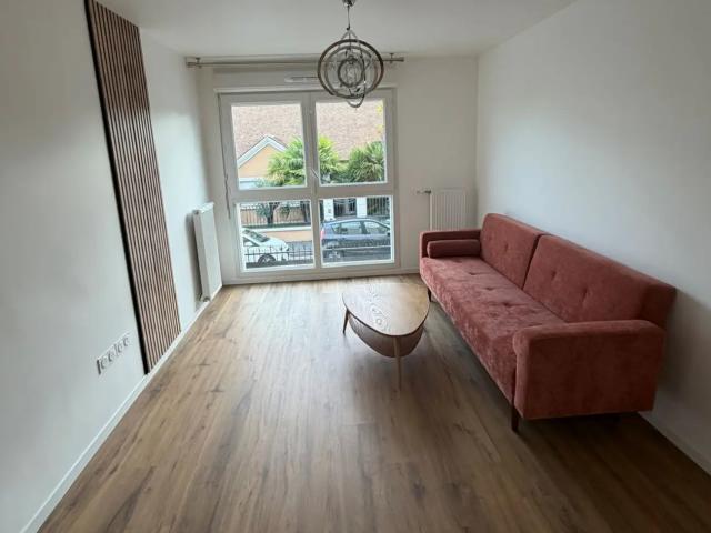 apartment for rent in BEAUCHAMP 95250