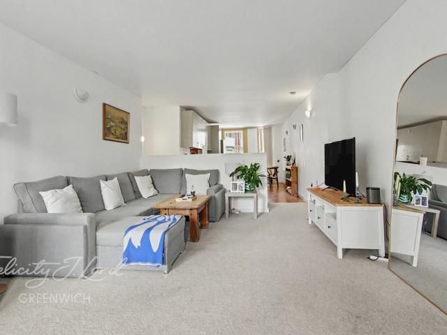 apartment for rent in Becquerel Court, SE10
