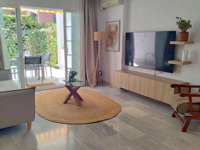 Apartment For Rent in Benamara, Estepona