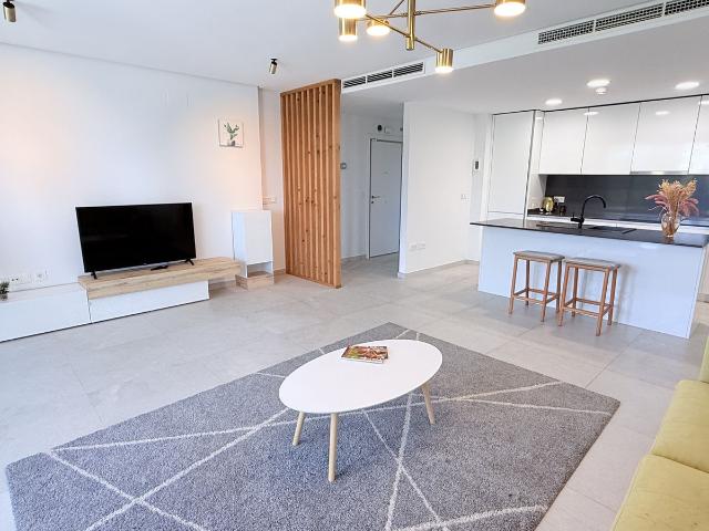 Apartment For Rent in Benahavís, Benahavís