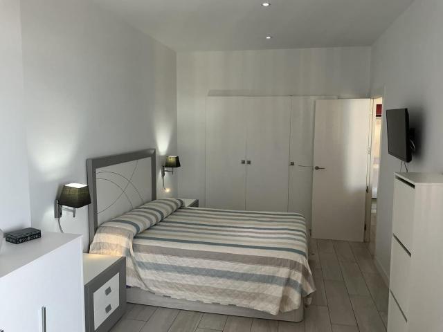 Apartment for rent in Benalmadena Costa, Benalmádena, Málaga