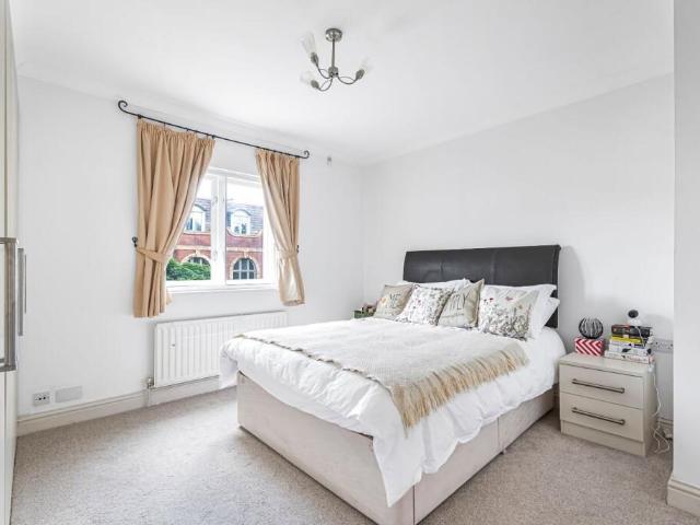 apartment for rent in Bermondsey Street, SE1 3UQ