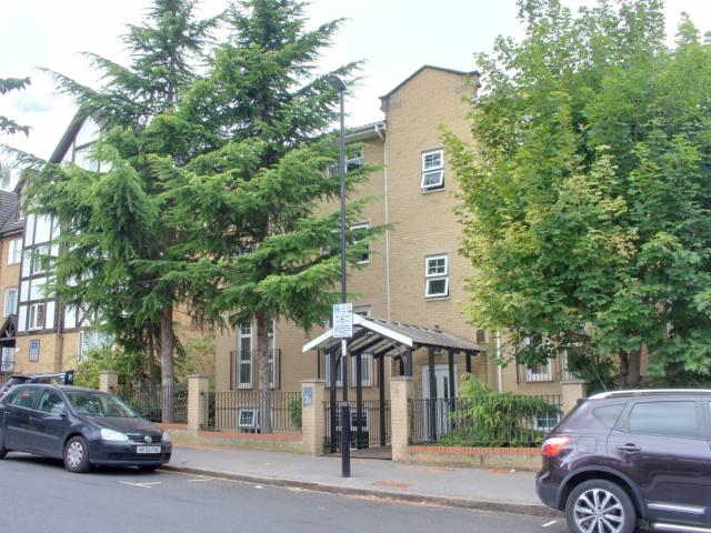 apartment for rent in Birdhurst Road, South Croydon, Surrey, United Kingdom