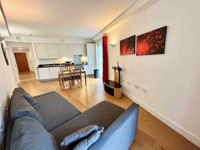 apartment for rent in Brighton Belle, Brighton