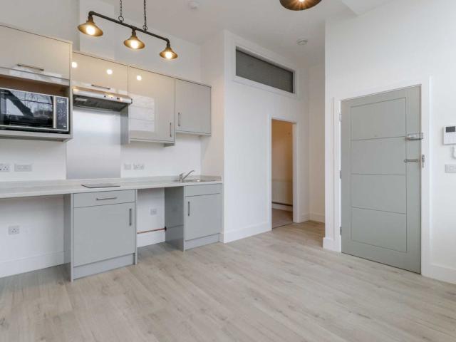 apartment for rent in Bridge Road East, Welwyn Garden City