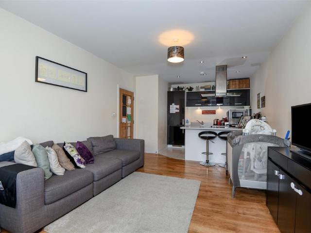 apartment for rent in Broomcroft Court, Chiswick, 226 acton lane, Chiswick, 226 acton lane