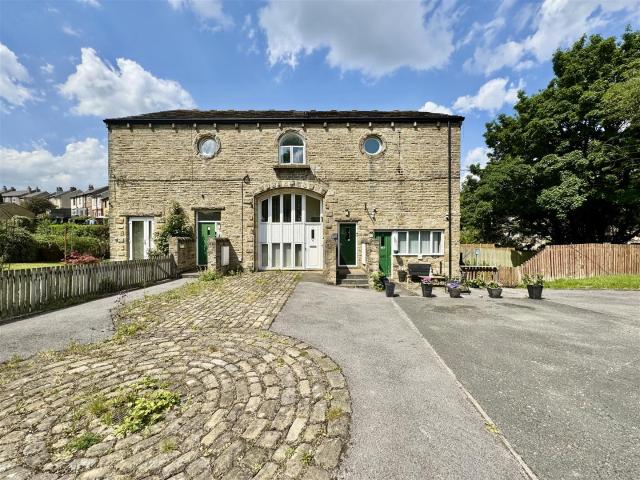apartment for rent in Broomfield House, Botham Hall, Huddersfield, HD3 4RS
