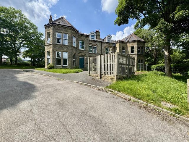 apartment for rent in Broomroyd, Botham Hall, Huddersfield, HD3 4RX