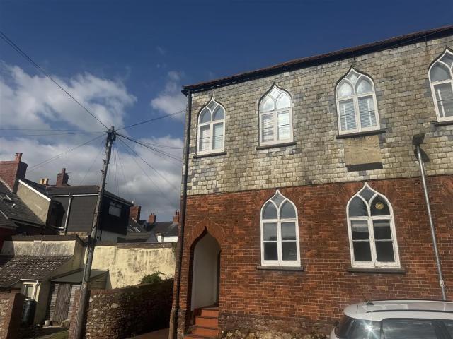 Apartment for rent in Bulford, Wellington