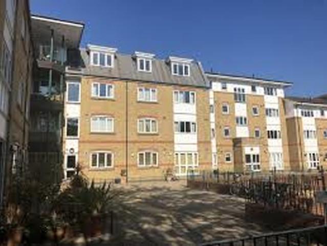 apartment for rent in Gainsborough Court, Bromley, Kent, BR2 9NB