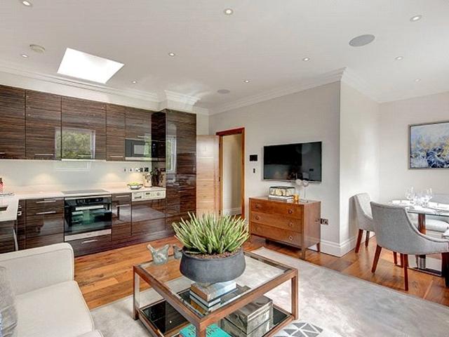 Apartment for rent in Garden house, kensington garden square, w2