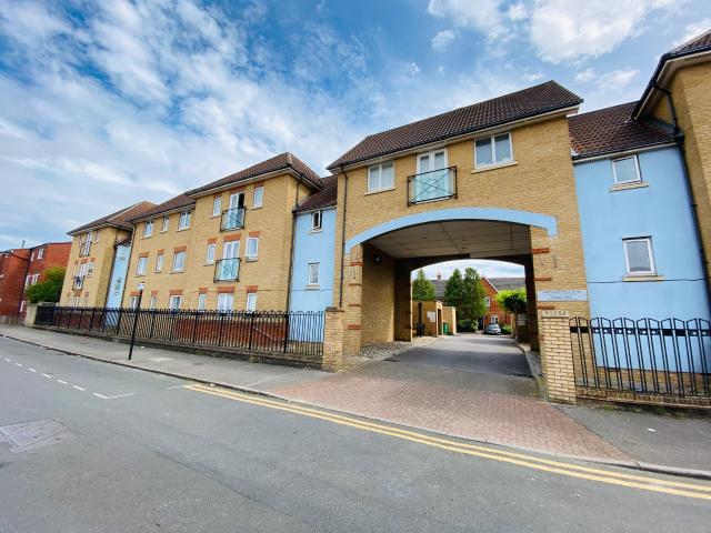 apartment for rent in Garvary Road, London, E16